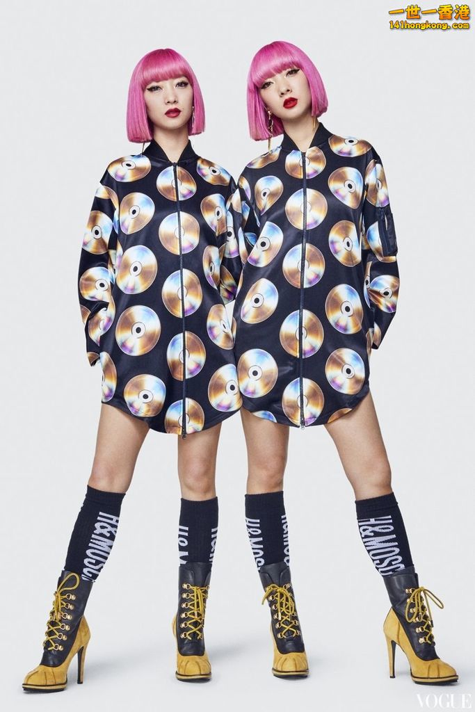 Moschino 08.jpg