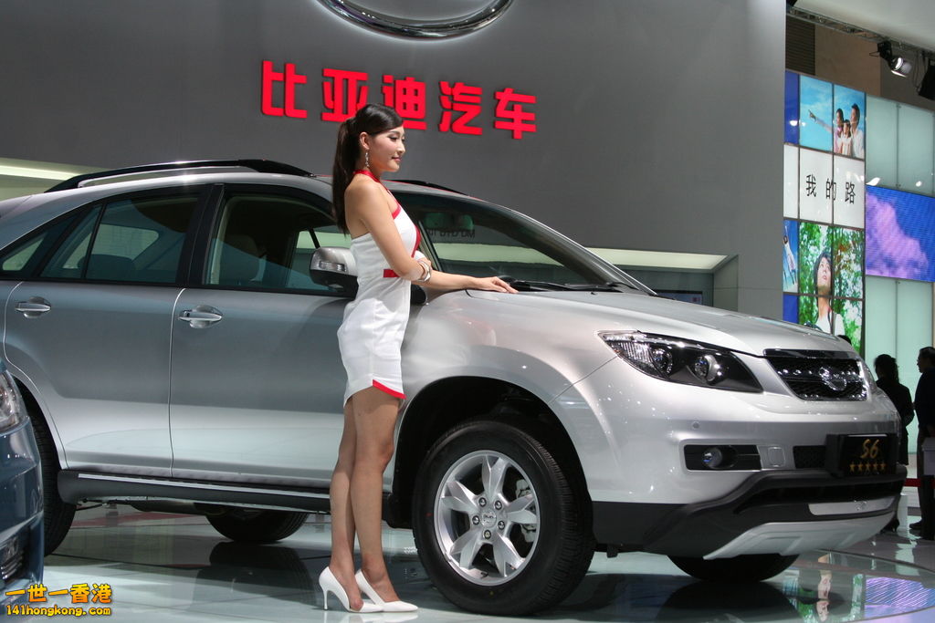 2012-beijing-auto-show-byd-s6-e58c97e4baace59bbde99985e6b1bde8bda6e5b195e8a788e4.jpg