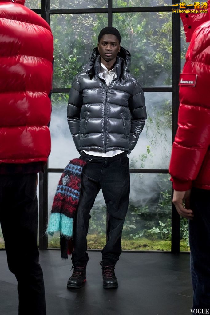 Moncler18.jpg