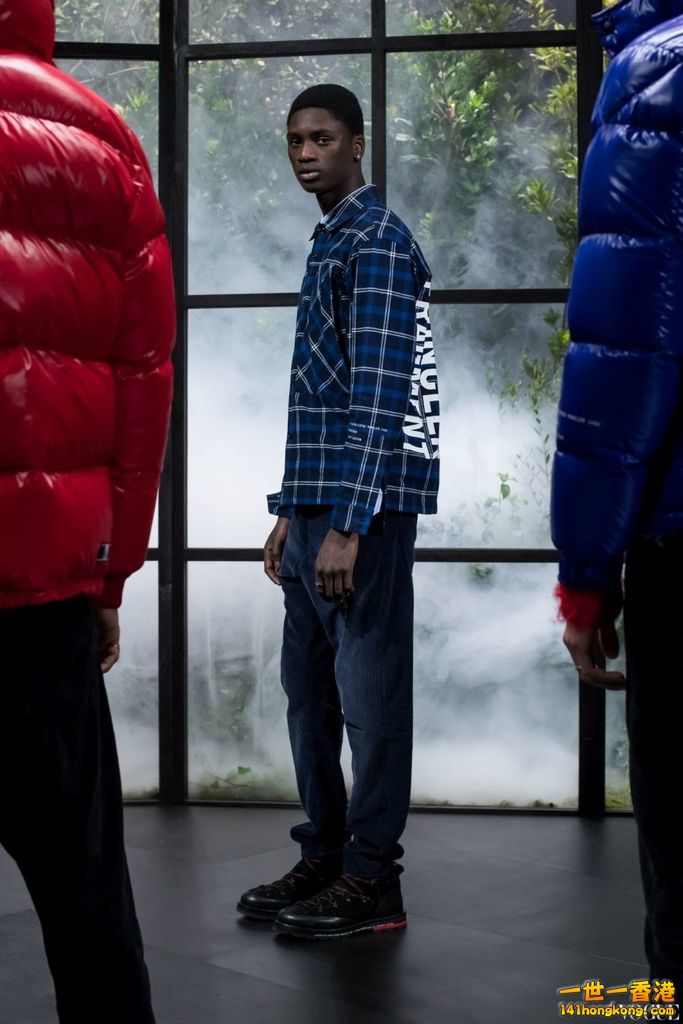 Moncler10.jpg