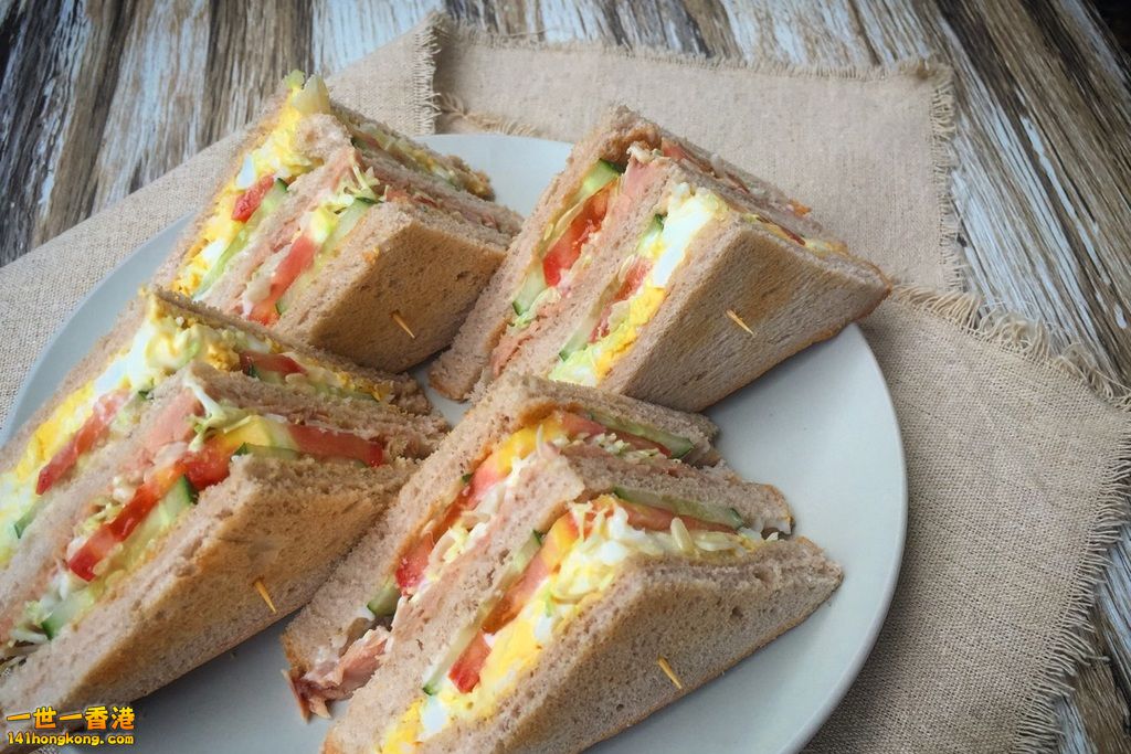 吞拿鱼鸡蛋三明治.jpeg