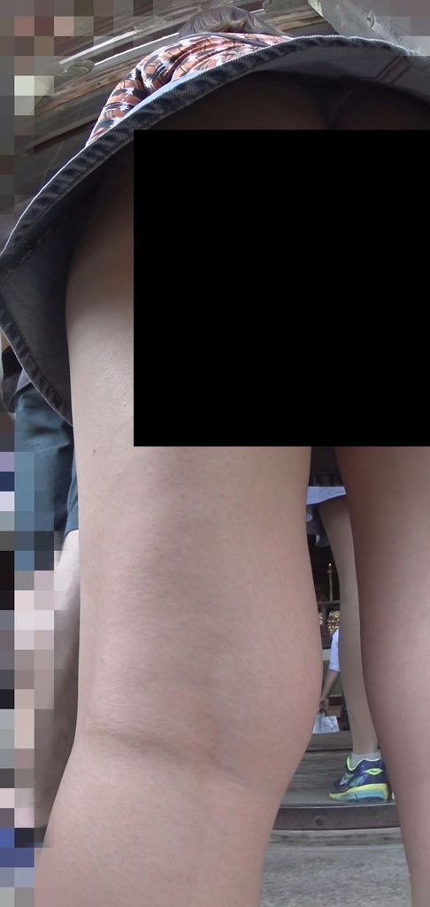 等入樂園的大波短裙T Back妹妹 (7-1).jpg