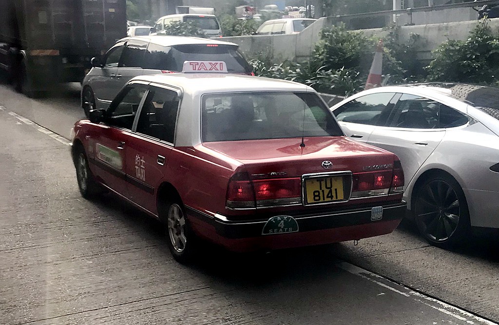 TU8141.JPG