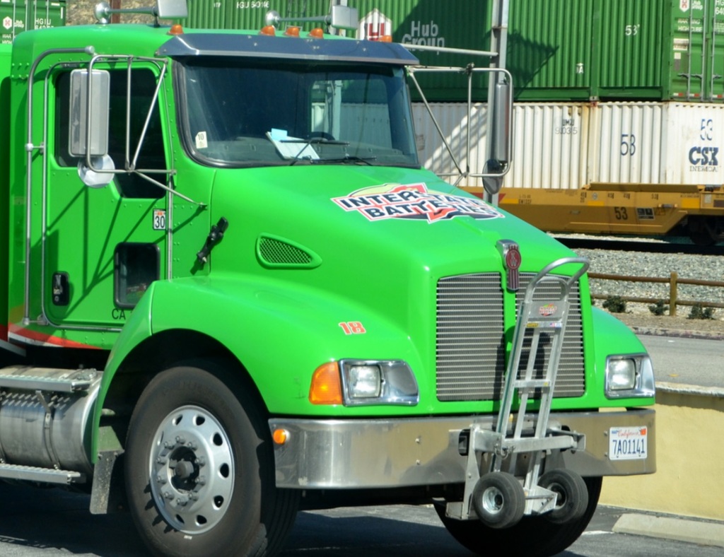 IMG Interstae Battery Truck7A01141.jpg