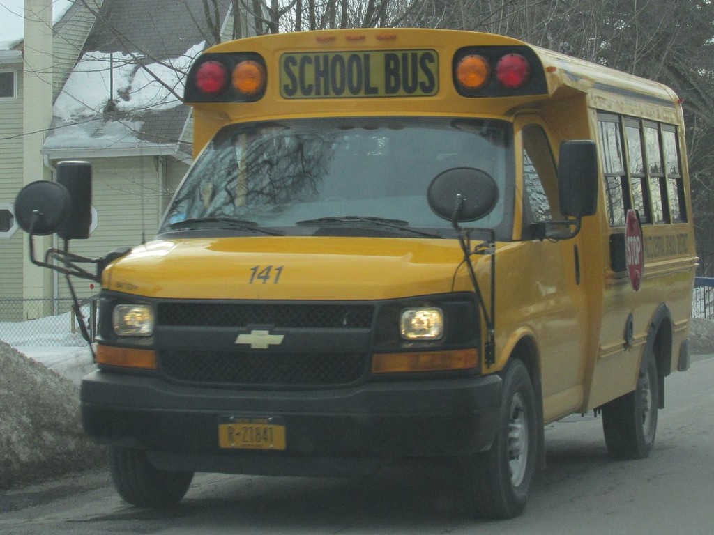 12828348835_925.jpg