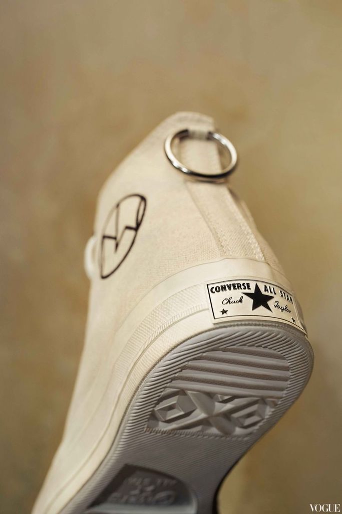 Converse10.jpg