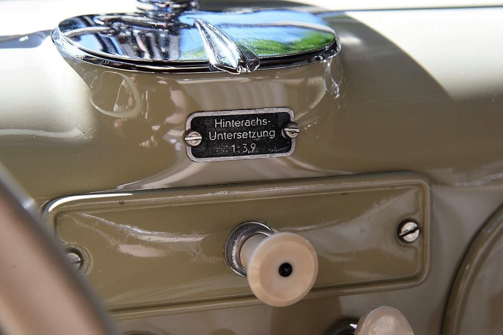 BMW 327 Sport Cabriolet n.jpg