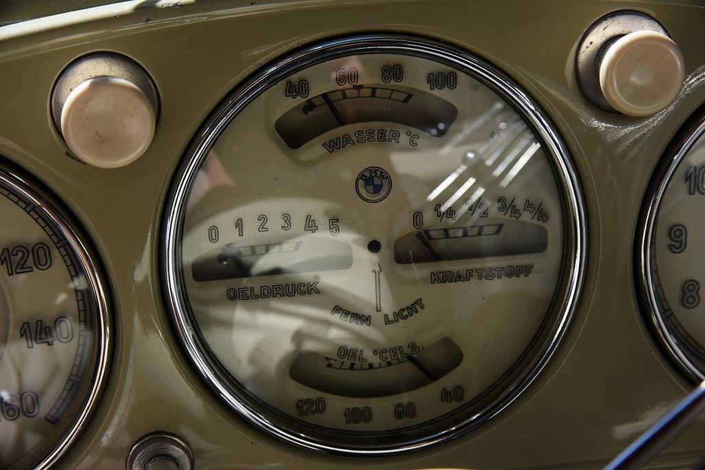 BMW 327 Sport Cabriolet o.jpg