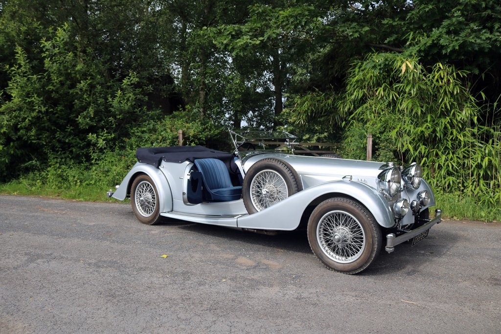 Alvis Speed Twenty Five del 1940 001.jpg