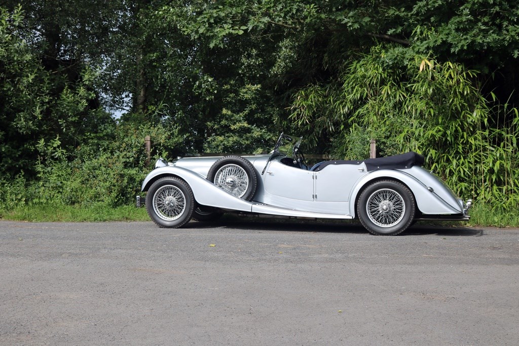 Alvis Speed Twenty Five del 1940 008.jpg