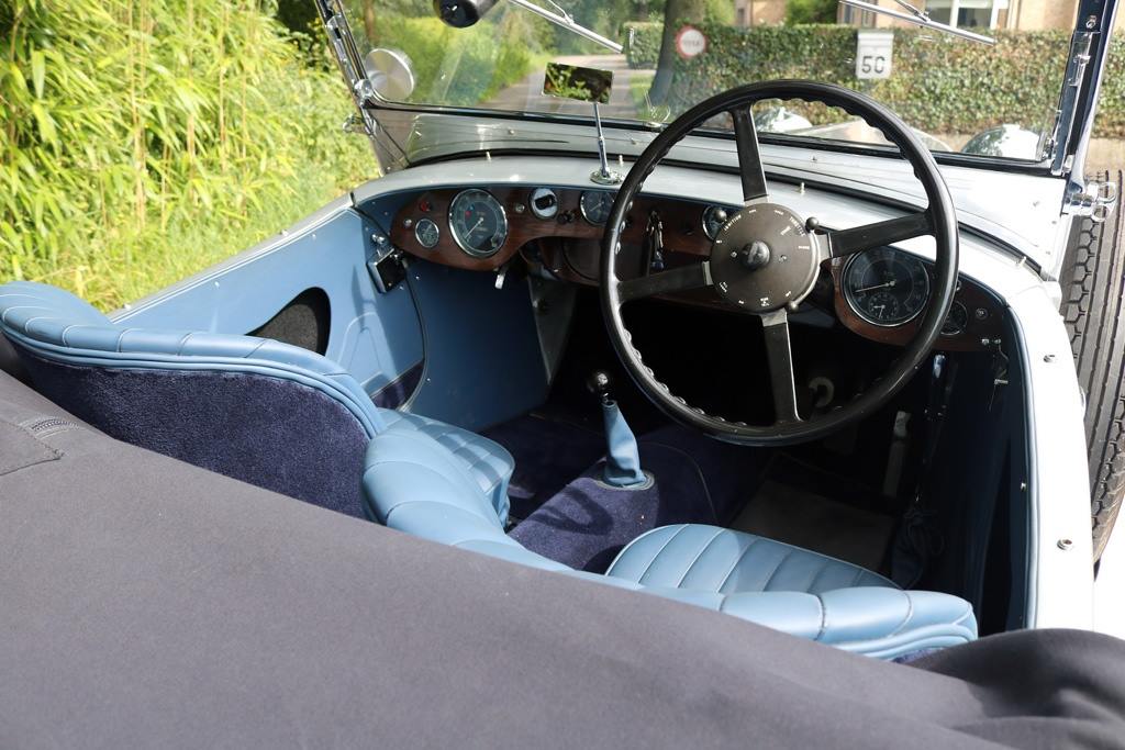 Alvis Speed Twenty Five del 1940 018.jpg