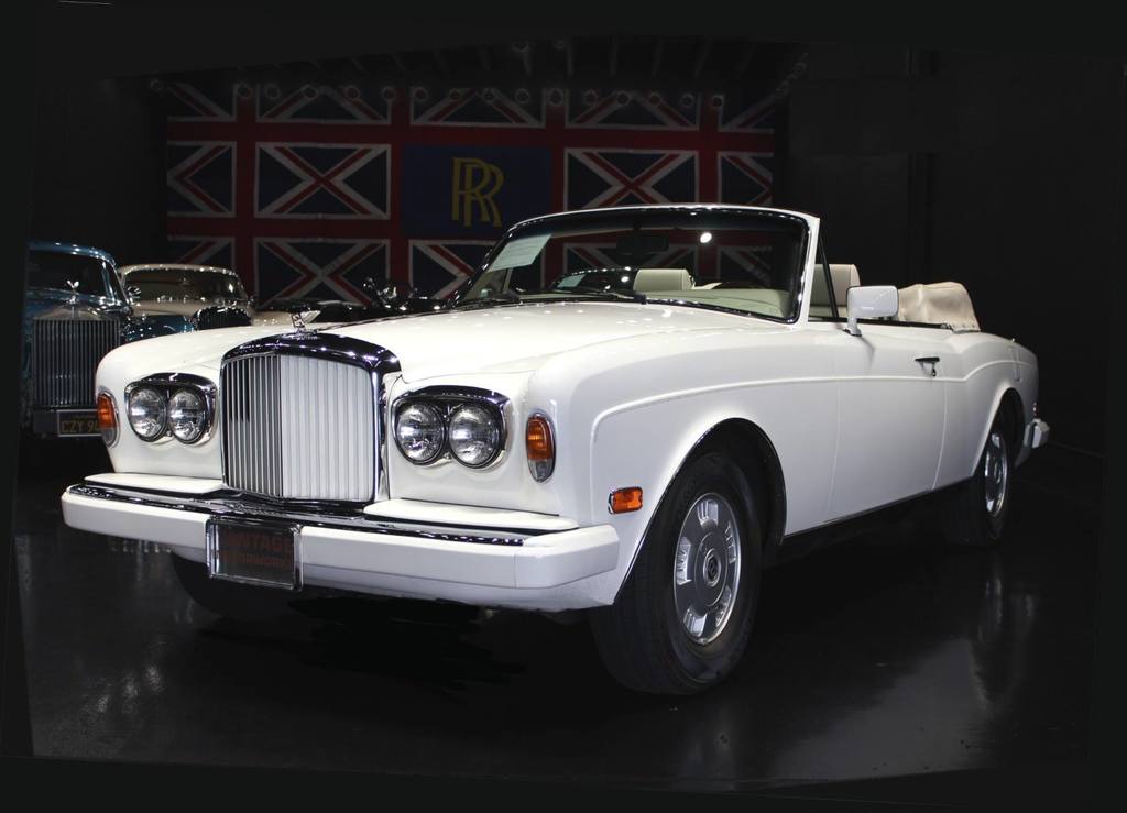 Bentley Continental del 1994 08.jpg