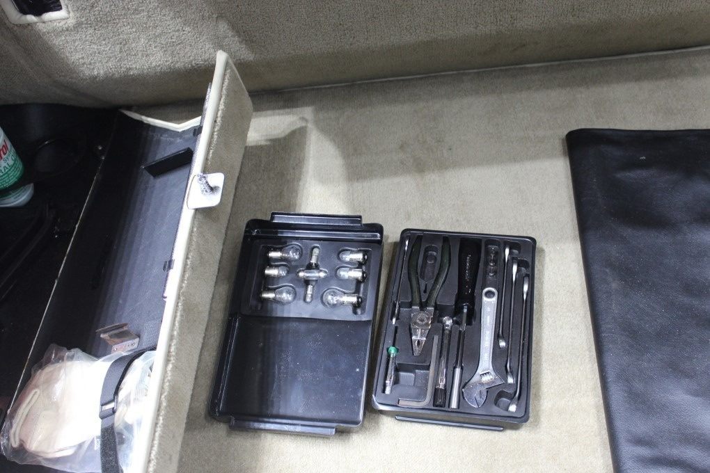 Bentley Continental del 1994 11.jpg