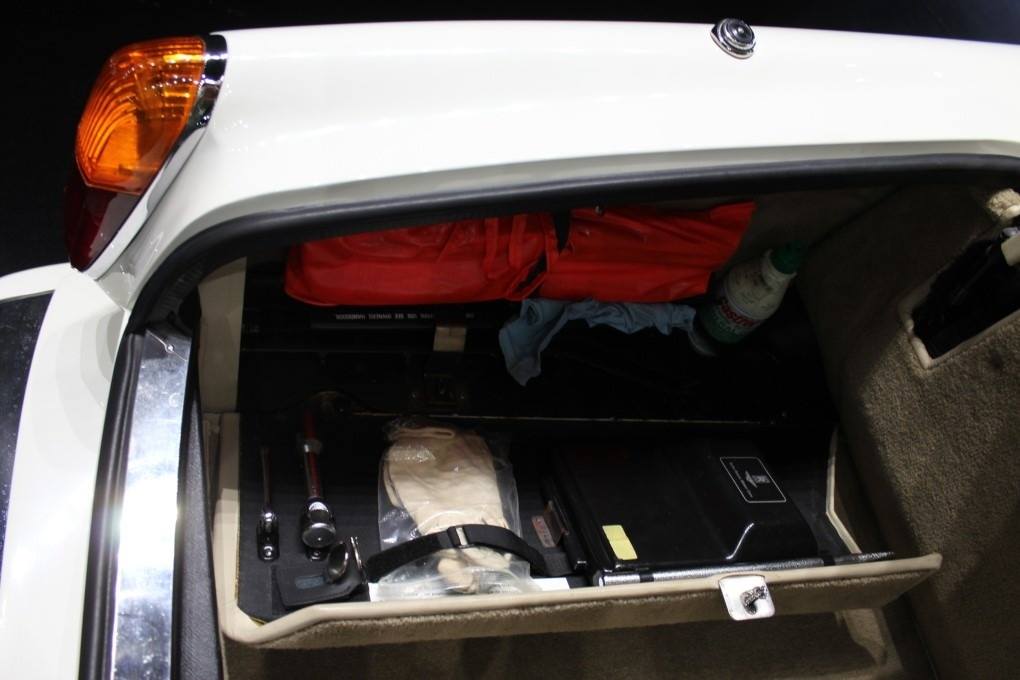 Bentley Continental del 1994 12.jpg