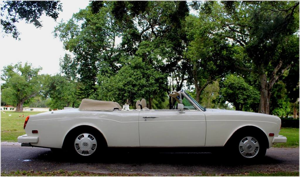 Bentley Continental del 1994 16.jpg