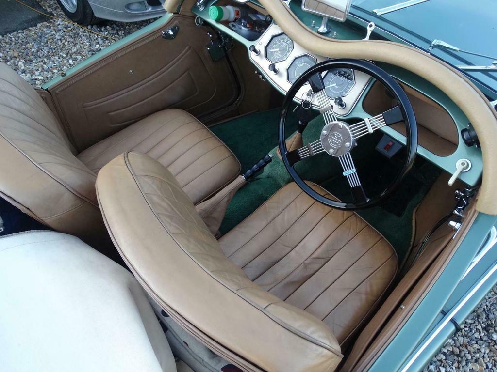 MG TF 1500 MANUAL 5 SPEED UPGRADED 1954 08.jpg