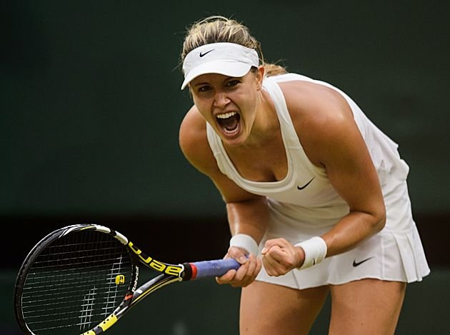 genie-bouchard-superbowl-bet-update_UWDFEc1.jpg