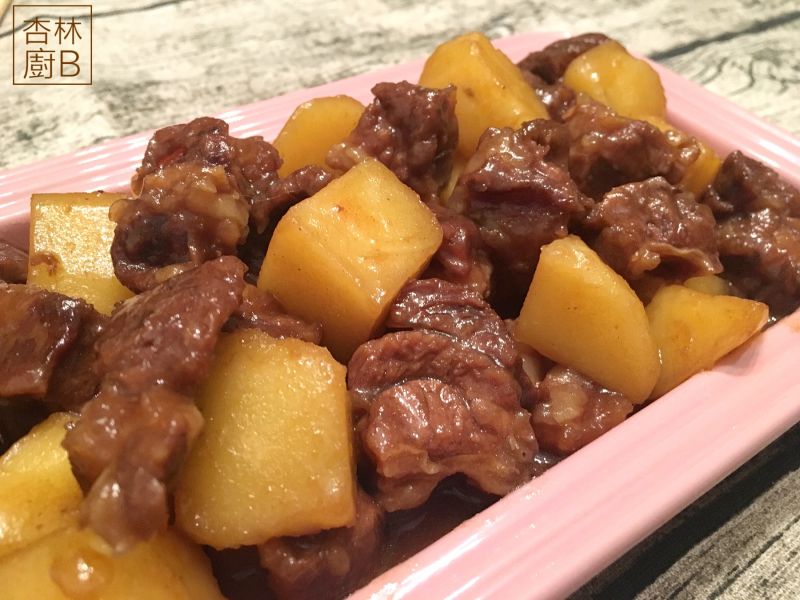 薯仔炆牛肉粒.JPG