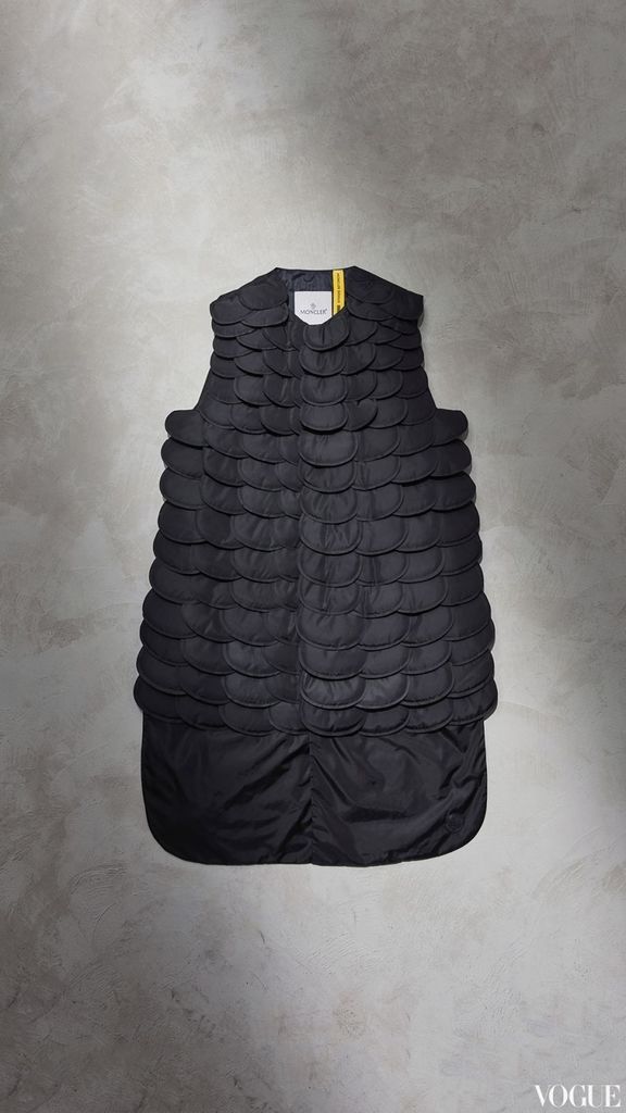 Moncler 19.jpg