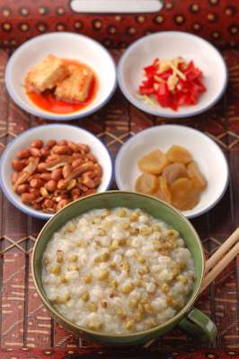 美白護肝粥 綠豆薏米粥.jpg