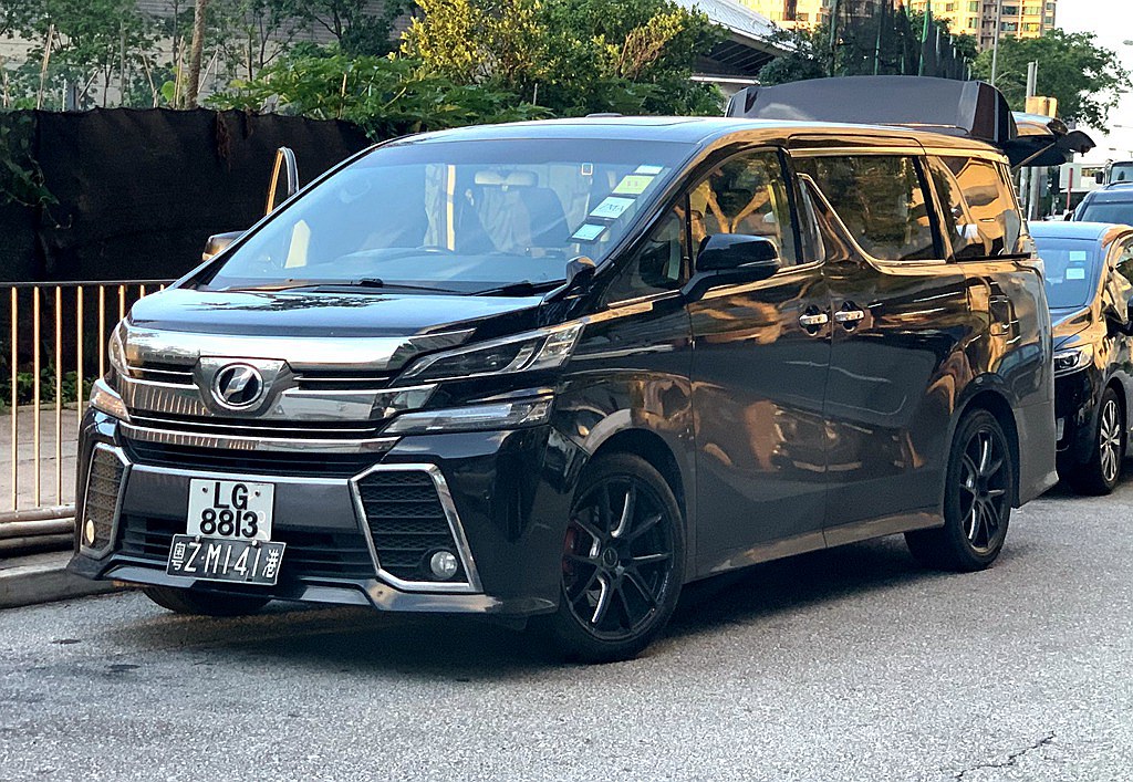 粵ZM141港.JPG