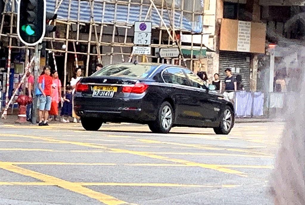 粵ZJ141港.JPG