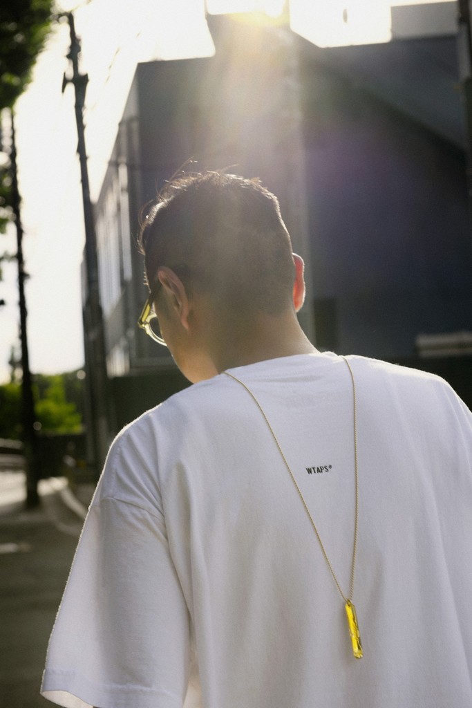https___hk.hypebeast.com_files_2019_10_wtaps-18k-gold-necklace-tetsu-nishiyama-h.jpg