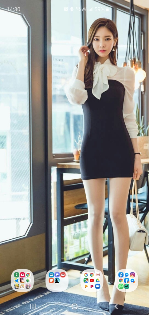 Screenshot_20191126-143008_One UI Home.jpg