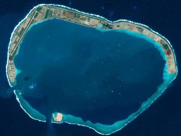 美濟島  衛星照.jpg