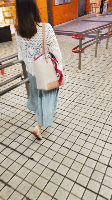 Webp.net-gifmaker (3).gif