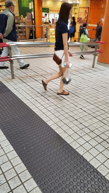 Webp.net-gifmaker (6).gif