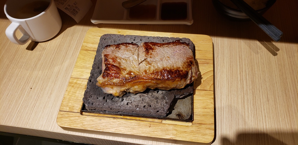 熱石牛扒.jpg