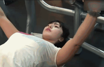 4EkAtV-4.gif