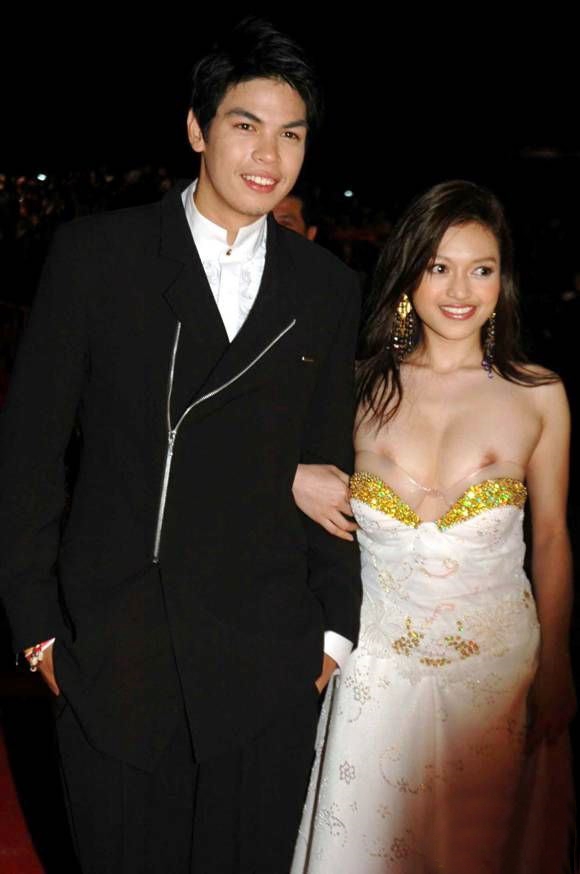 Datin Azurah Nipple Slip Pictures, Thai Aristocrat's Wedding Night Gone Wr.jpg