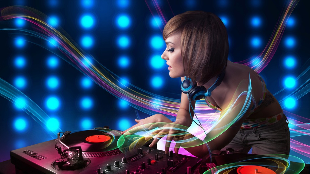 DJ-girl-abstraction-lines-.jpg