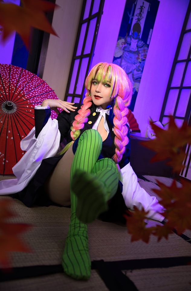 鬼滅之刃 甘露寺蜜璃 戀柱by Yuji Koi 05.jpg