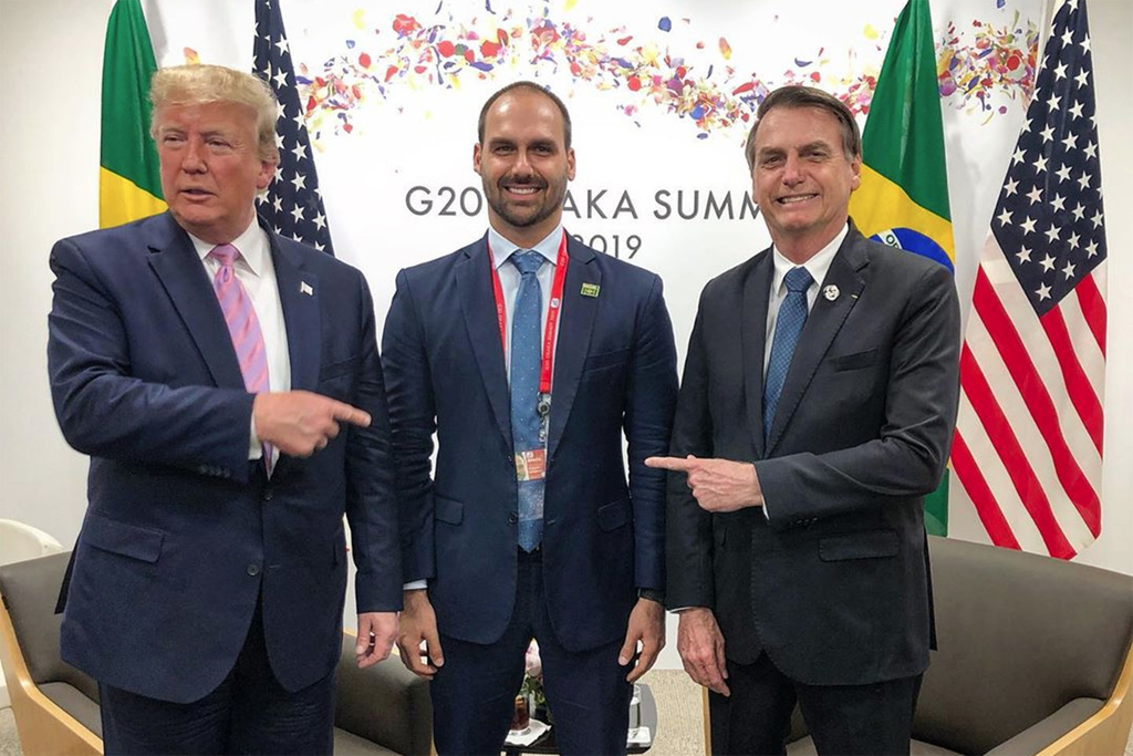 mundo-bolsonaros-trump.jpg