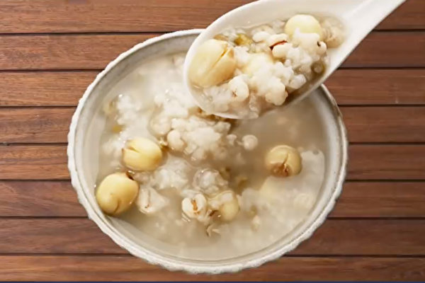 lianzi-porridge-hnw3-600x400.jpg