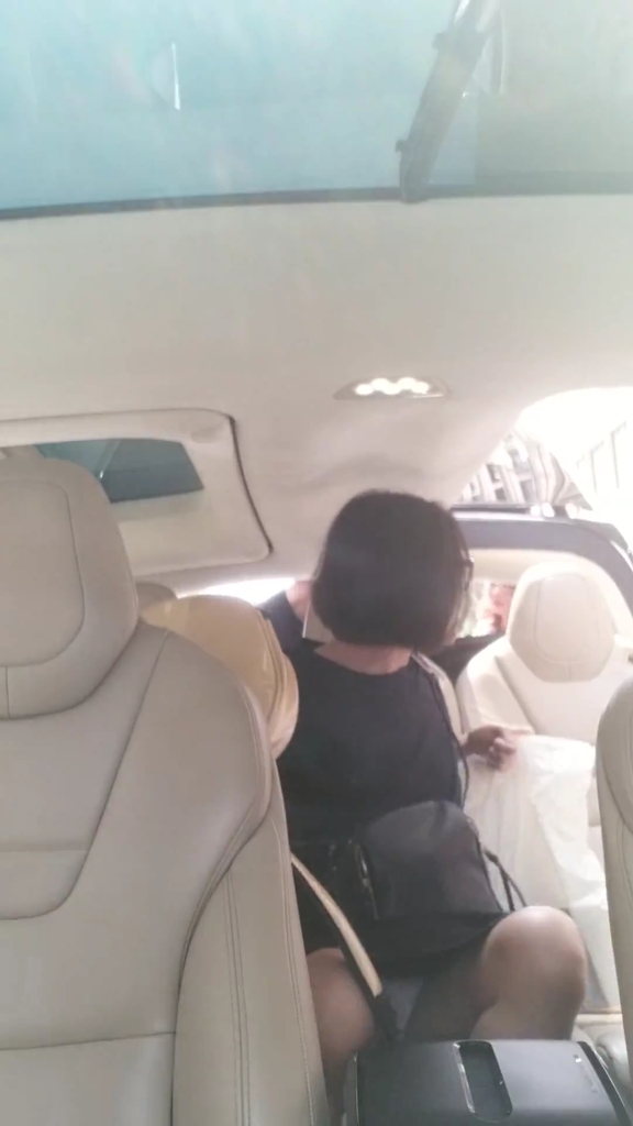 Screenshot_20200416-230145_Video Player.jpg