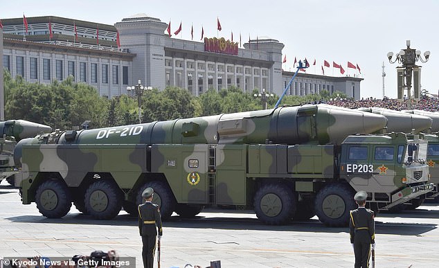 Dongfeng 21D   東風 飛彈.jpg