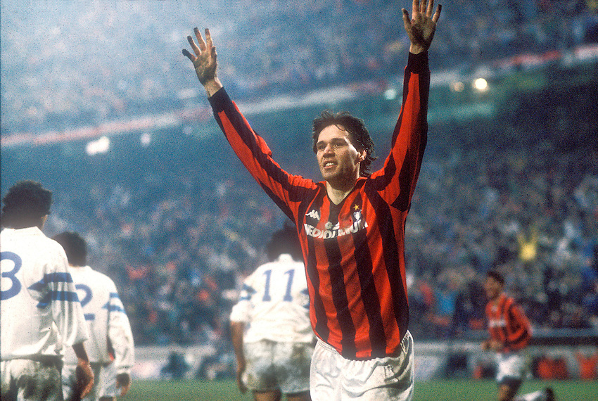 VANBASTEN.jpg