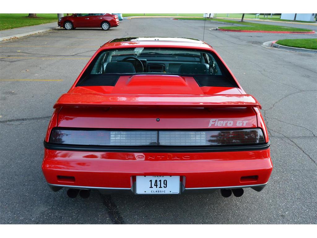 z9900375-1985-pontiac-fiero-std.jpg