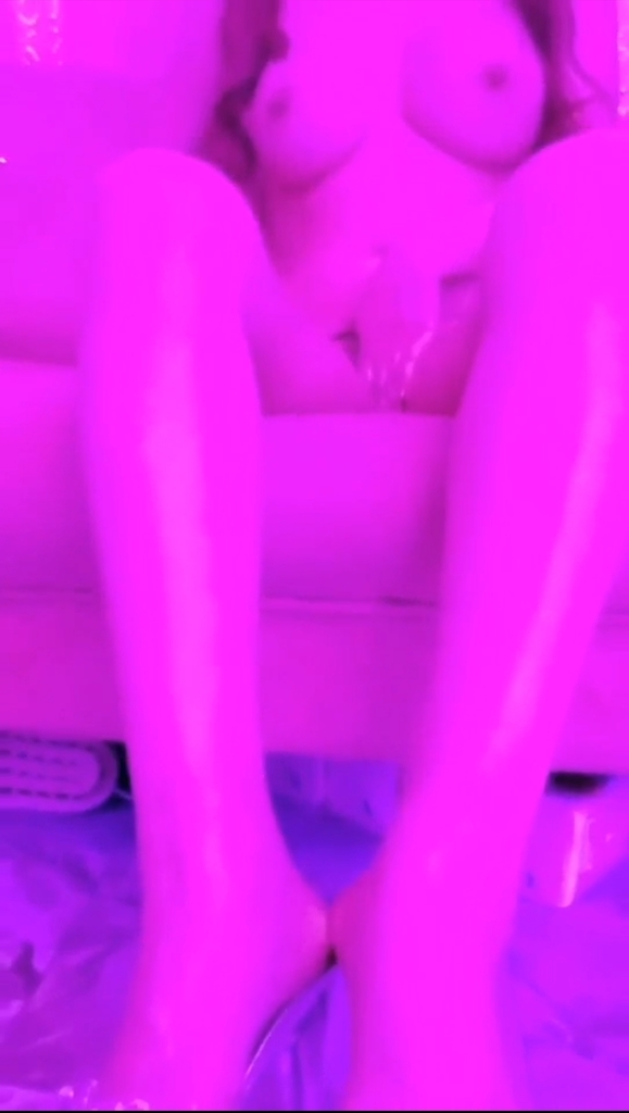 Screenshot_20200921-233728_Samsung Internet.jpg