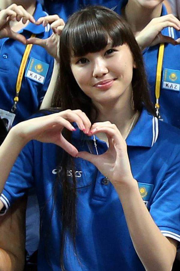 sabina-altynbekova-fan-tweets-ftr.jpg
