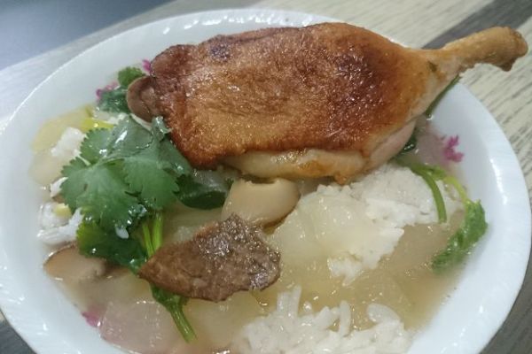 鴨腿湯飯.jpg