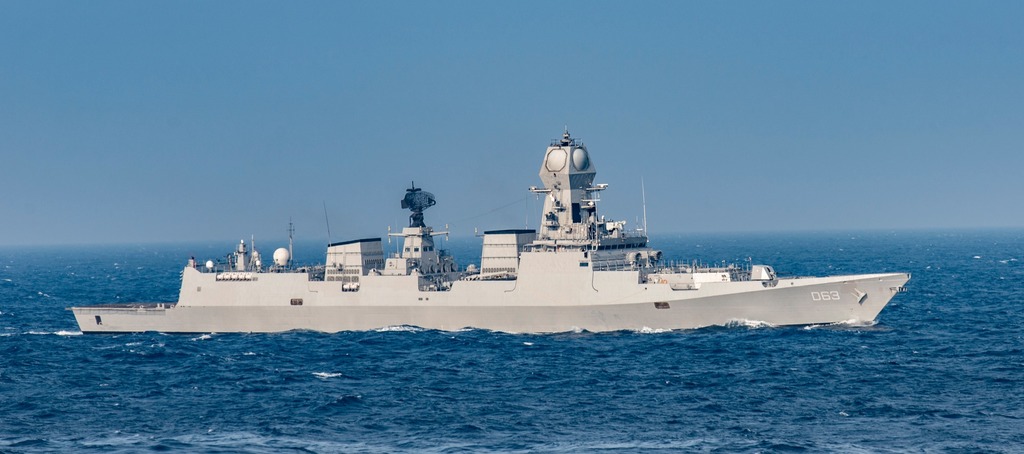 Indian guided-missile destroyer INS Kolkata.jpg