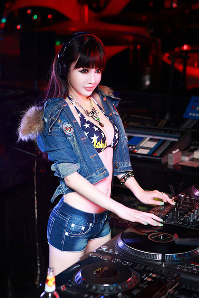 hoc-dj-ha-noi.jpg