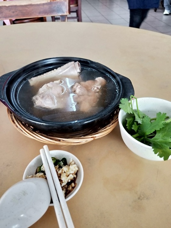 214640eq9ak972ufp7pajm 750.jpg