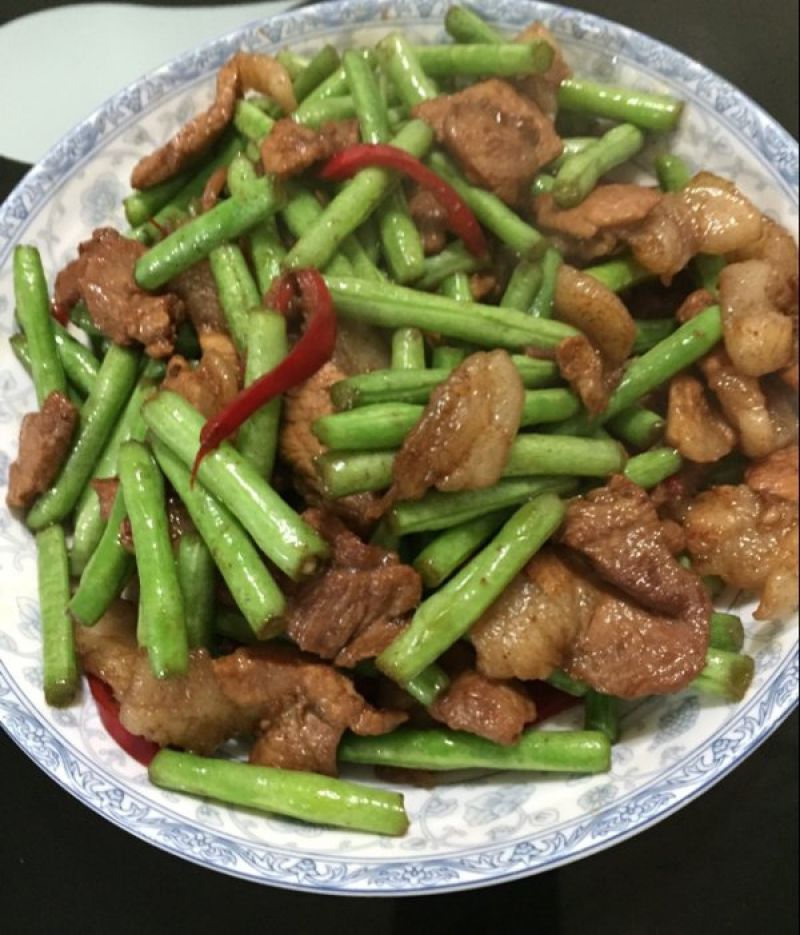 肉片炒豆角.jpg
