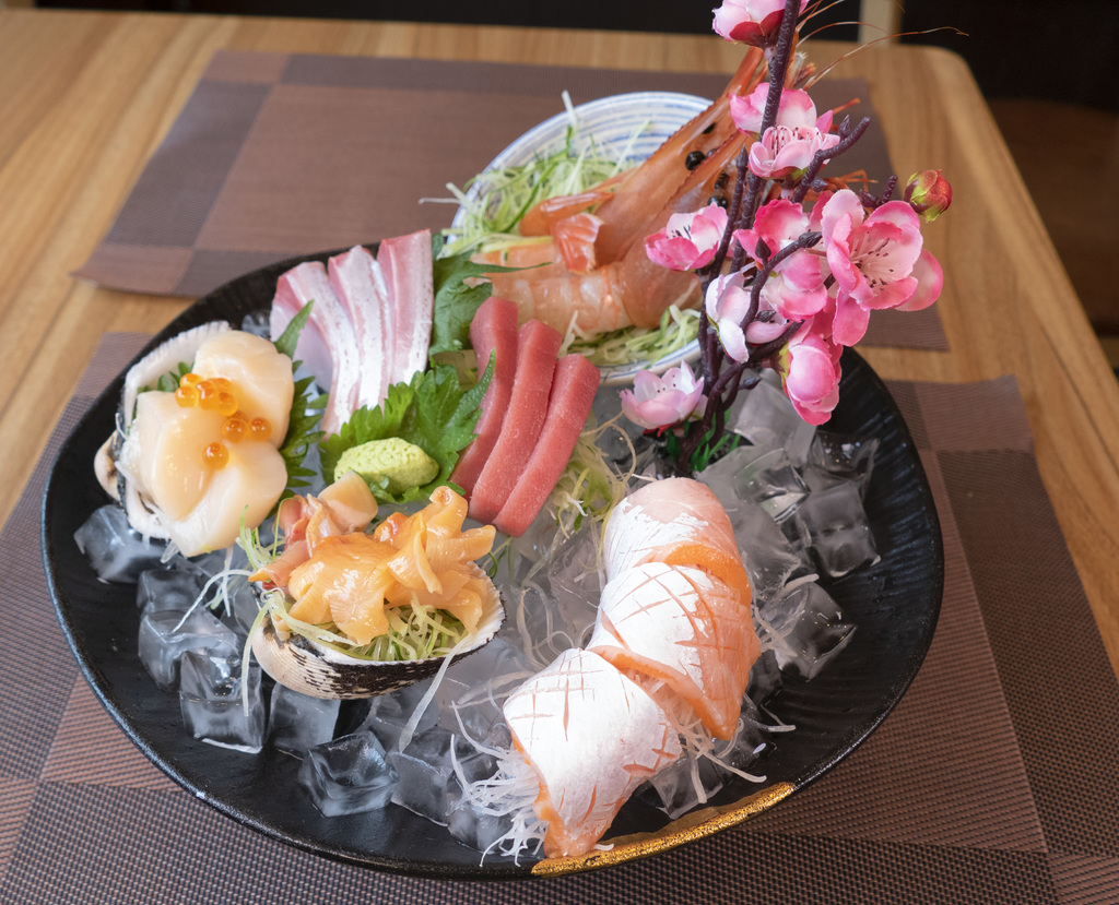 瀧之亭特上刺身六點.jpg